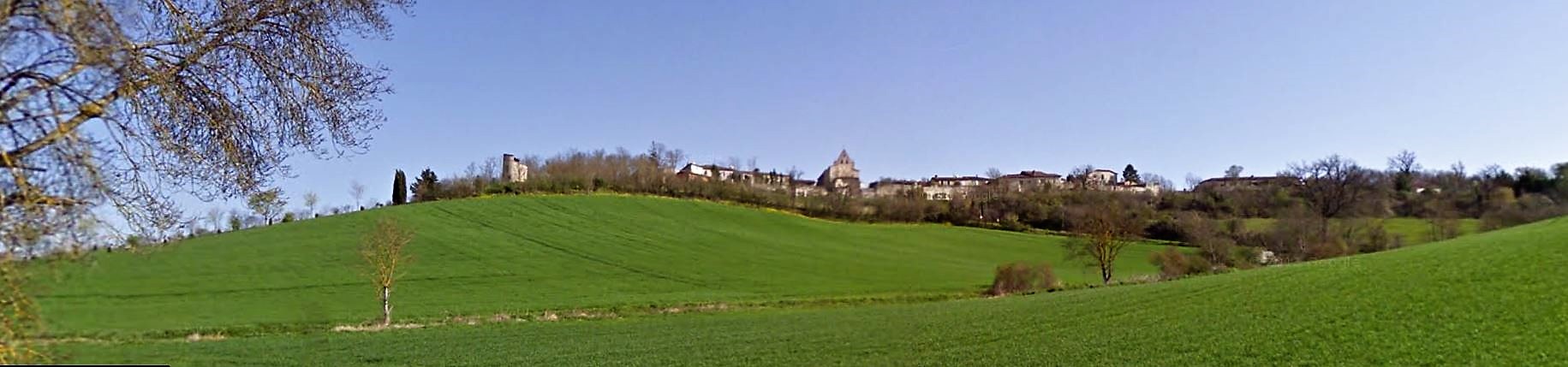 Maubec village 